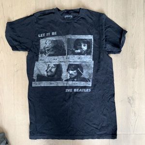 The Beatles let it be black shirt M